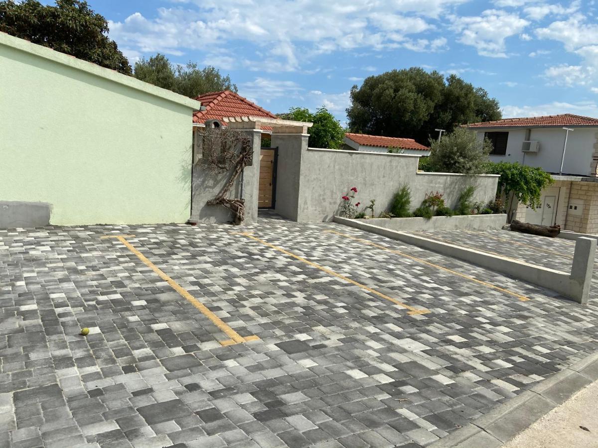 Apartmani Ortolio Viganj Exterior photo