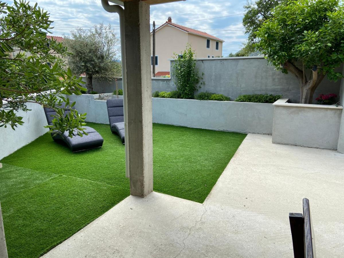 Apartmani Ortolio Viganj Exterior photo