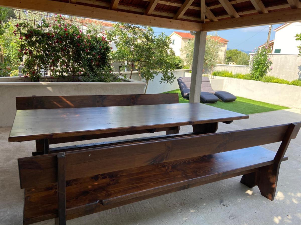 Apartmani Ortolio Viganj Exterior photo
