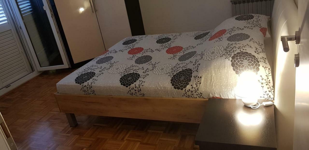 Apartmani Ortolio Viganj Exterior photo